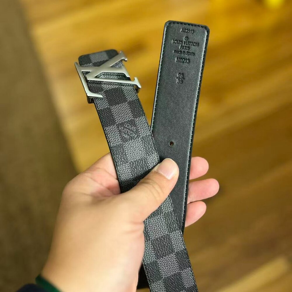 LV Belts 95cm fit for 30-34 - Picture 2 of 3
